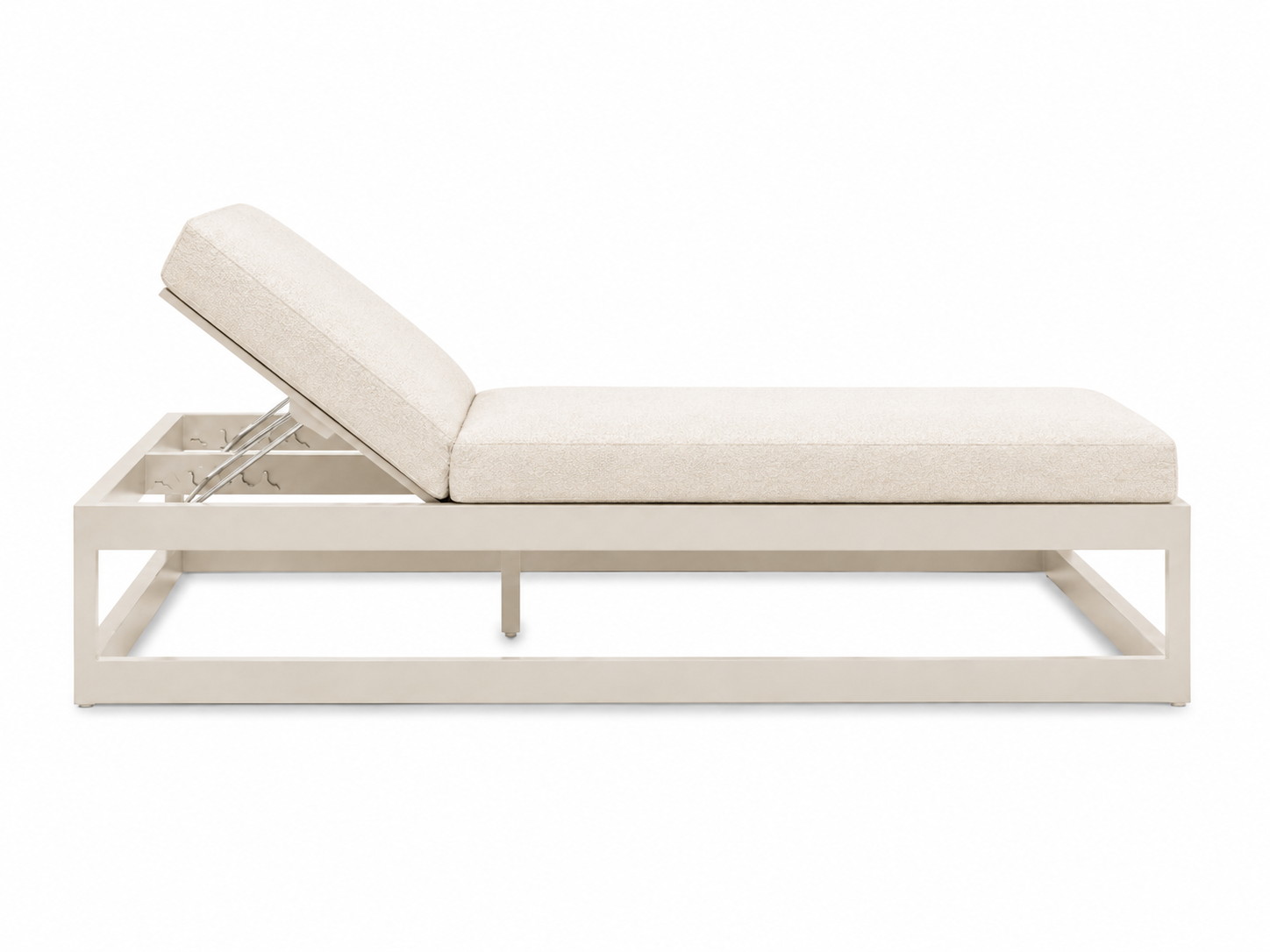 Mara Aluminum Oversized Chaise Lounge Off-White