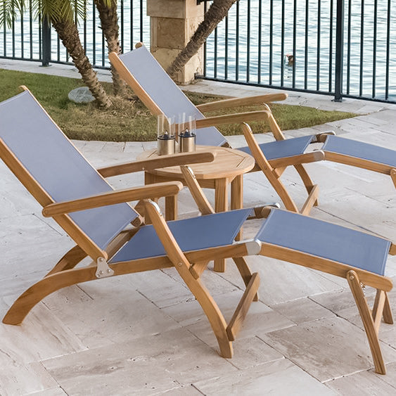 Sling Steamer Lounge