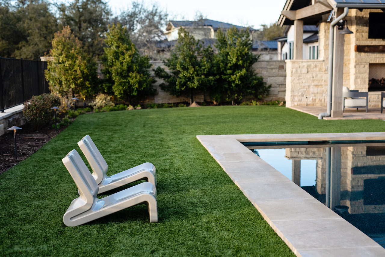 Line Chair Signature